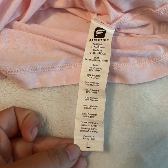 Fabletics Plain Pink Tee size Large - Picture 4 of 5